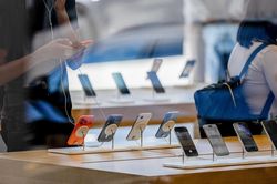 Tin buồn cho người chờ iPhone 18