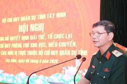 Tổ chức lại Ban chỉ huy Phòng thủ khu vực: Nhanh chóng ổn định tổ chức, sắp xếp nhân sự, giải quyết chế độ cho cán bộ, chiến sĩ