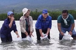 Campuchia tăng cường bảo vệ lao động di cư ngành thủy sản