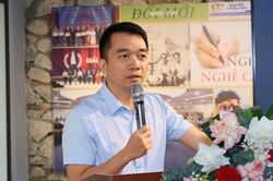 Nội dung 'rác' từ các 'giang hồ mạng' tác động xấu đến người trẻ như thế nào?