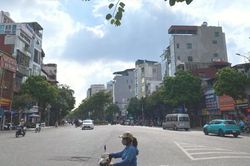 Nam bộ tiếp tục mưa, Bắc bộ oi nóng trở lại
