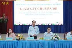 Gi&aacute;m s&aacute;t ATTP tại phường Thuận Giao: Lo ngại suất ăn c&ocirc;ng nh&acirc;n gi&aacute; rẻ kh&oacute; đảm bảo chất lượng
