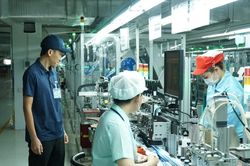 Đề xuất tăng 7,8% lương tối thiểu vùng từ năm 2027