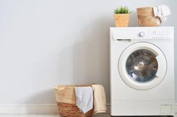 Máy giặt cửa trước hay cửa trên, loại nào tiết kiệm hơn?