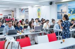Học tiếng Anh như thế nào trong kỷ nguyên AI?
