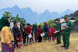 Ngăn ngừa tội phạm từ sớm, từ xa trên biên giới Tuyên Quang