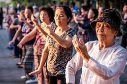 Chăm sóc sức khỏe ngay từ khi... chưa già