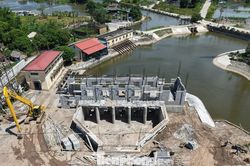 Cận cảnh những 'l&aacute; chắn' chống lũ tại Ninh B&igrave;nh