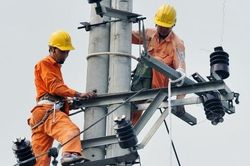 EVN báo lãi trở lại, doanh thu 6 tháng ước đạt hơn 350.000 tỷ đồng