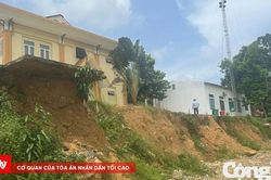 Sạt lở nghi&ecirc;m trọng ở Thanh H&oacute;a, nhiều hộ d&acirc;n khẩn cấp sơ t&aacute;n