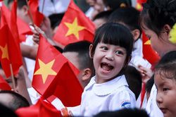 Học sinh cả nước tựu trường sớm nhất từ ngày 22/8
