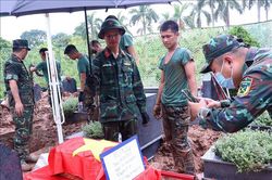 Hành trình nối những cuộc đoàn viên