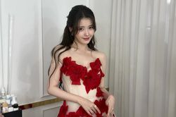 IU gây tranh cãi khi có động thái liên quan đến bạn trai cũ