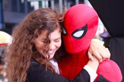 Cuối cùng Tom Holland và Zendaya cũng có cái kết đẹp
