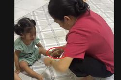 Nghi bảo mẫu bạo hành trẻ: Cơ quan chức năng làm việc với cơ sở mầm non ngay trong đêm