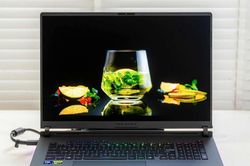 ASUS đưa laptop gaming RTX 5090, màn hình Mini-LED 4K 240Hz đầu tiên về Việt Nam