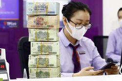 'Điểm mù' phía sau lợi nhuận ngành ngân hàng