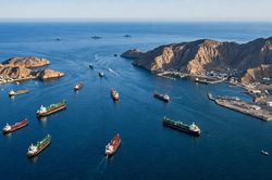 Thỏa thuận Hormuz: Bước khởi đầu của một tiến tr&igrave;nh d&agrave;iThỏa thuận Hormuz: Bước khởi đầu của một tiến tr&igrave;nh d&agrave;i