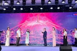 Ra mắt Câu lạc bộ 'Niềm tin số Thanh Hóa'