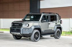 Land Cruiser FJ: Mẫu SUV dành cho những người không muốn giới hạn trải nghiệm