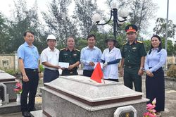 Thăng An hoàn thành lấy mẫu sinh phẩm tại Nghĩa trang liệt sĩ Bình Đào