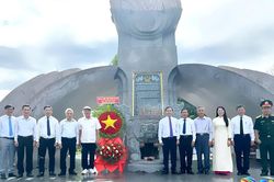 Kỷ niệm 52 năm Chiến thắng Thượng Đức