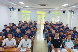 Khai mạc lớp đ&agrave;o tạo trọng t&agrave;i b&oacute;ng chuyền trong nh&agrave;