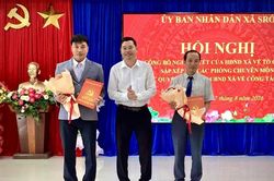 Xã SRó tổ chức lại các phòng chuyên môn