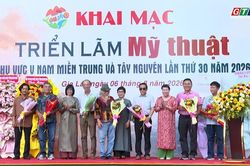 Triển l&atilde;m mỹ thuật khu vực V: Gia Lai ghi dấu ấn đậm n&eacute;t
