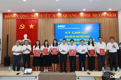 Báo và Phát thanh, Truyền hình Khánh Hòa tổ chức ký cam kết về trách nhiệm đối với người đứng đầu, cấp phó của người đứng đầu
