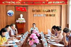 Tỷ lệ hồ sơ giải quyết trước và đúng hạn của xã Nam Cam Ranh đạt tỷ lệ 99,56%Tỷ lệ hồ sơ giải quyết trước và đúng hạn của xã Nam Cam Ranh đạt tỷ lệ 99,56%