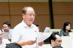 Đoàn đại biểu Quốc hội tỉnh Lào Cai tham gia góp ý nhiều nội dung quan trọng trong các dự thảo nghị quyết