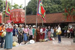 Nâng 'chất ' nguồn nhân lực - 'Chìa khóa' nâng tầm du lịch Ninh Bình