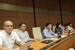 Đại biểu Quốc hội tỉnh Phú Thọ tham gia thảo luận về các dự án luật
