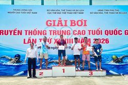 Đoàn Thái Nguyên giành 21 huy chương tại Giải bơi truyền thống trung cao tuổi quốc gia năm 2026