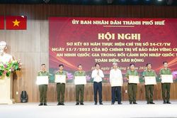 Gắn phát triển với bảo đảm vững chắc an ninh quốc gia