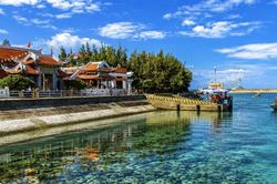 Tiếng chuông chùa ở Trường Sa – Kỳ 3: Những nốt trầm bình yên