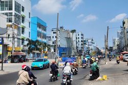 TP.HCM: Cấm ô tô lưu thông một chiều trên đường Cách Mạng Tháng Tám từ 13/8