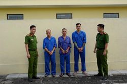Nhóm Tiktoker Khánh 'Sky', 'Vua Quạt' và Hồ Văn Khoa bị khởi tố tội gì?Nhóm Tiktoker Khánh 'Sky', 'Vua Quạt' và Hồ Văn Khoa bị khởi tố tội gì?