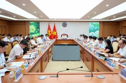 Bộ Tài chính tổ chức Hội nghị giao ban công tác tháng 7, triển khai nhiệm vụ tháng 8