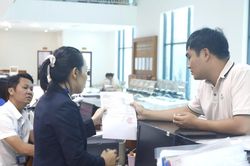 Thu ng&acirc;n s&aacute;ch đạt gần 1,9 triệu tỷ đồng, ho&agrave;n th&agrave;nh 75% dự to&aacute;n năm