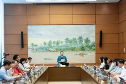 Đơn giản hóa khâu quản lý phải đi đôi với hậu kiểm đủ mạnh