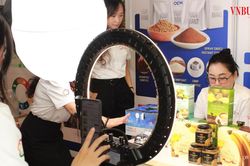 Xuất khẩu trực tuyến thời AI: Doanh nghiệp Việt tăng tốc thế nào?