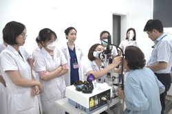 30 năm đồng hành mang ánh sáng cho người dân Việt Nam