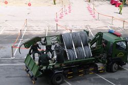 Bản lĩnh cảnh sát cơ động sau tay lái xe đặc chủng