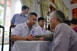 Đề xuất tăng mức hưởng, mở rộng phạm vi chi trả bảo hiểm y tế theo lộ tr&igrave;nh