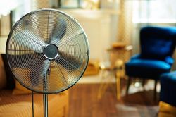 Bật mí mẹo bảo dưỡng quạt điện giúp kéo dài tuổi thọ và giảm tiền điện