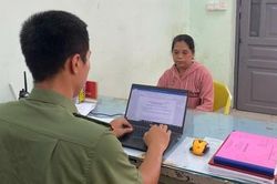 TPHCM: C&ocirc;ng an đ&atilde; l&agrave;m việc với bảo mẫu c&oacute; h&agrave;nh vi bạo h&agrave;nh trẻ em g&acirc;y bức x&uacute;c dư luận