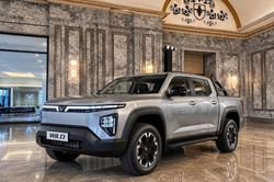 Tin xe 7/8: VinFast VF Wild lộ diện, Nissan hé lộ SUV điện NX7