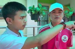 Giây phút học sinh hoảng sợ lẩn trốn kẻ xả súng ở trường học Thái Lan